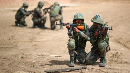 Хятадын хилийн орчимд Энэтхэг, АНУ хамтарсан цэргийн сургуулилалт эхлүүлэв