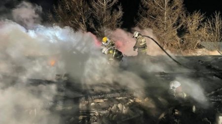 Галын аюулаас 2 иргэнийг аварч, 630 сая төгрөгийн өмч хөрөнгийг хамгааллаа