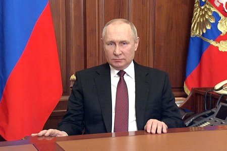 В.Путин 10.000 доллараас дээш дүнтэй валют гаргахыг хориглов