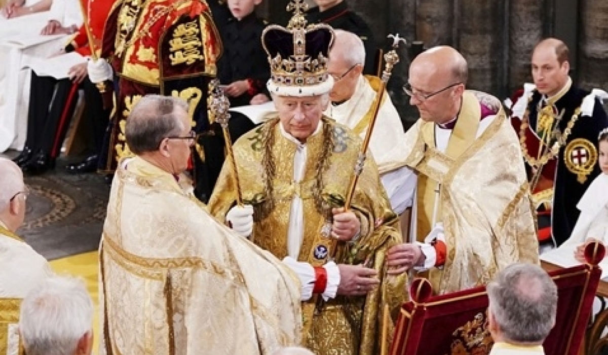 III Чарльзыг титэмлэх ёслолын сонирхолтой баримтууд